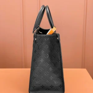 louis-vuitton-lv-monogram-empreinte-leather-onthego-mm thumbnail 5