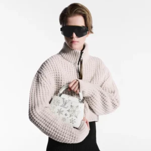 louis-vuitton-capucines-mini-bag thumbnail 3