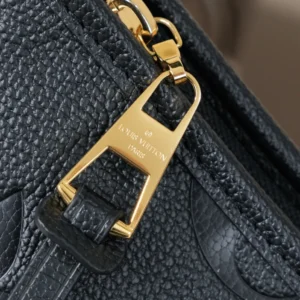 louis-vuitton-lv-carryall-mm-black thumbnail 9