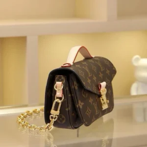 louis-vuitton-lv-monogram-pochette-metis-east-west-bag thumbnail 4