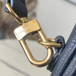 louis-vuitton-empreinte-monogram-leather-black-pochette-metis thumbnail 10