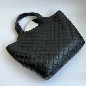 saint-laurent-icare-handbag-made-of-quilted-lambskin-leather thumbnail 10