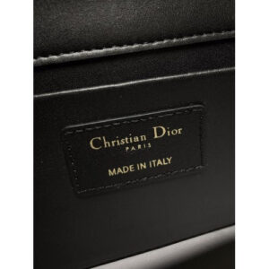 dior-30-montaigne-east-west-bag-with-chain thumbnail 14