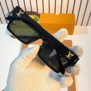 sunglasses-lv thumbnail 2