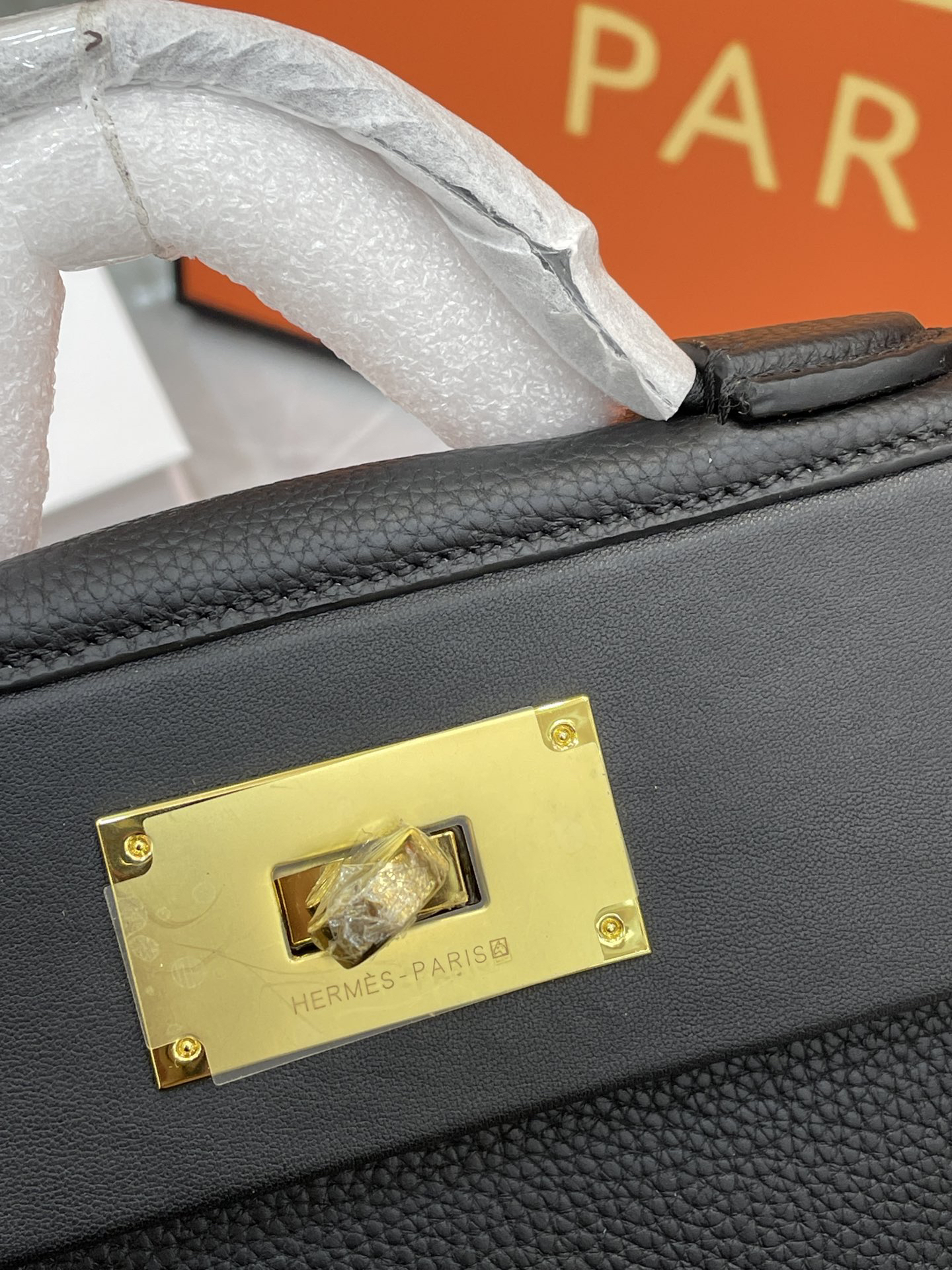hermes-2424-togo-swift-gold-hardware-black-bag thumbnail 10