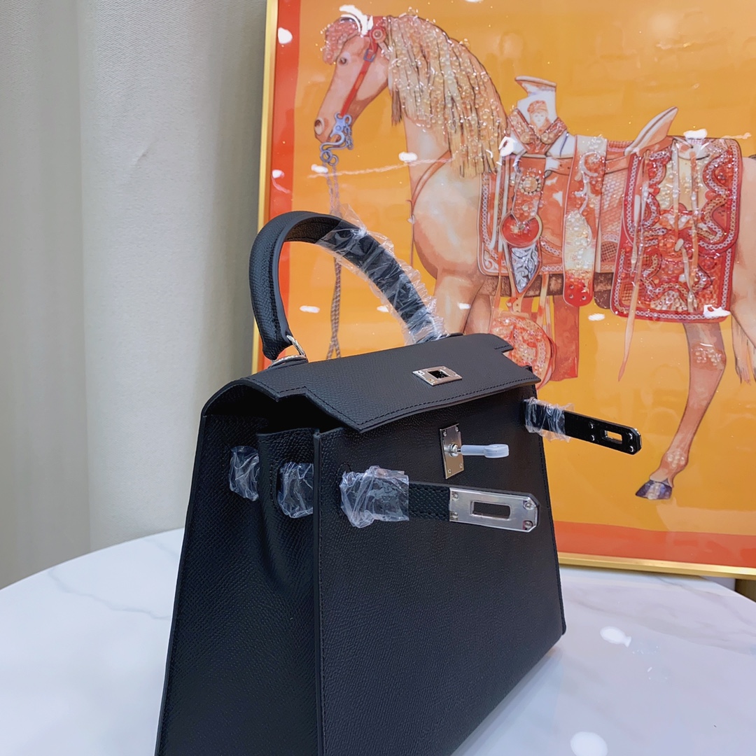 hermes-kelly-haze-black-silver-hardware-bag thumbnail 9