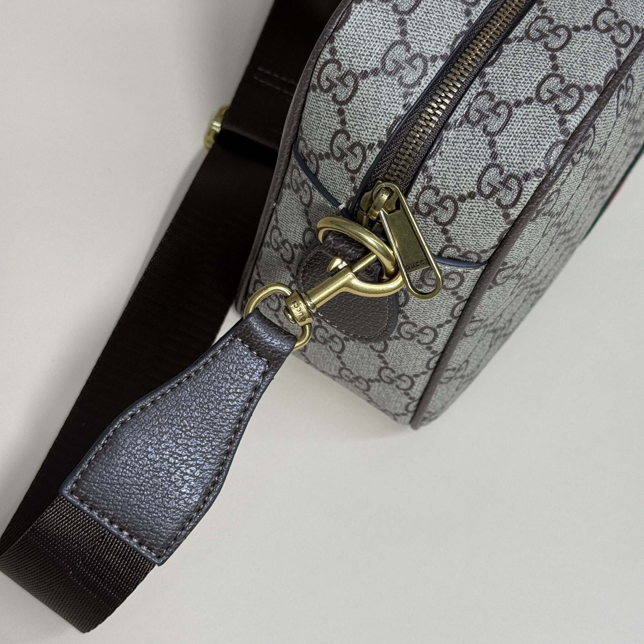 gucci-ophidia-medium-crossbody-bag thumbnail 11