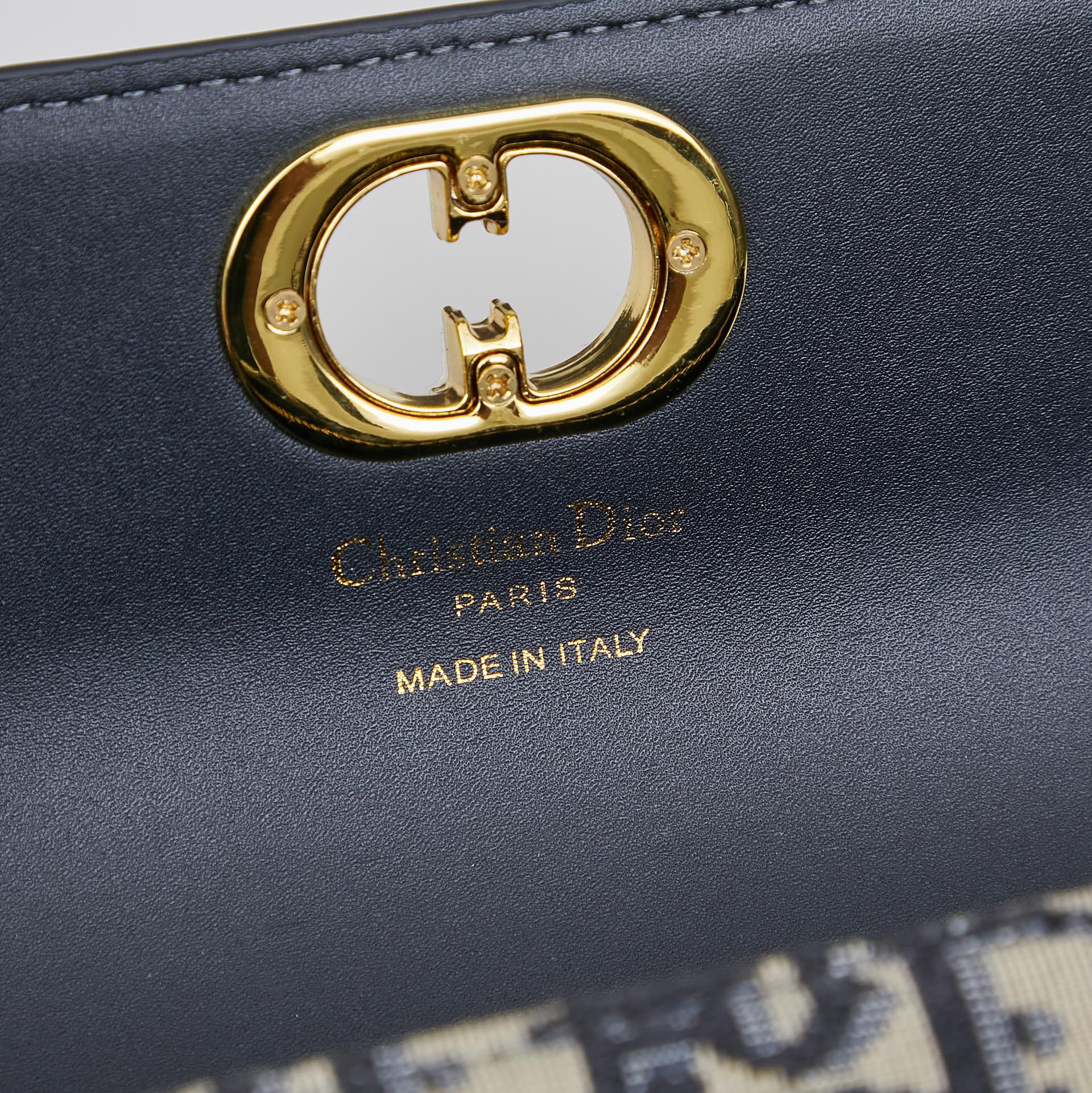 dior-saddle-blue-chain-pouch-bag thumbnail 11