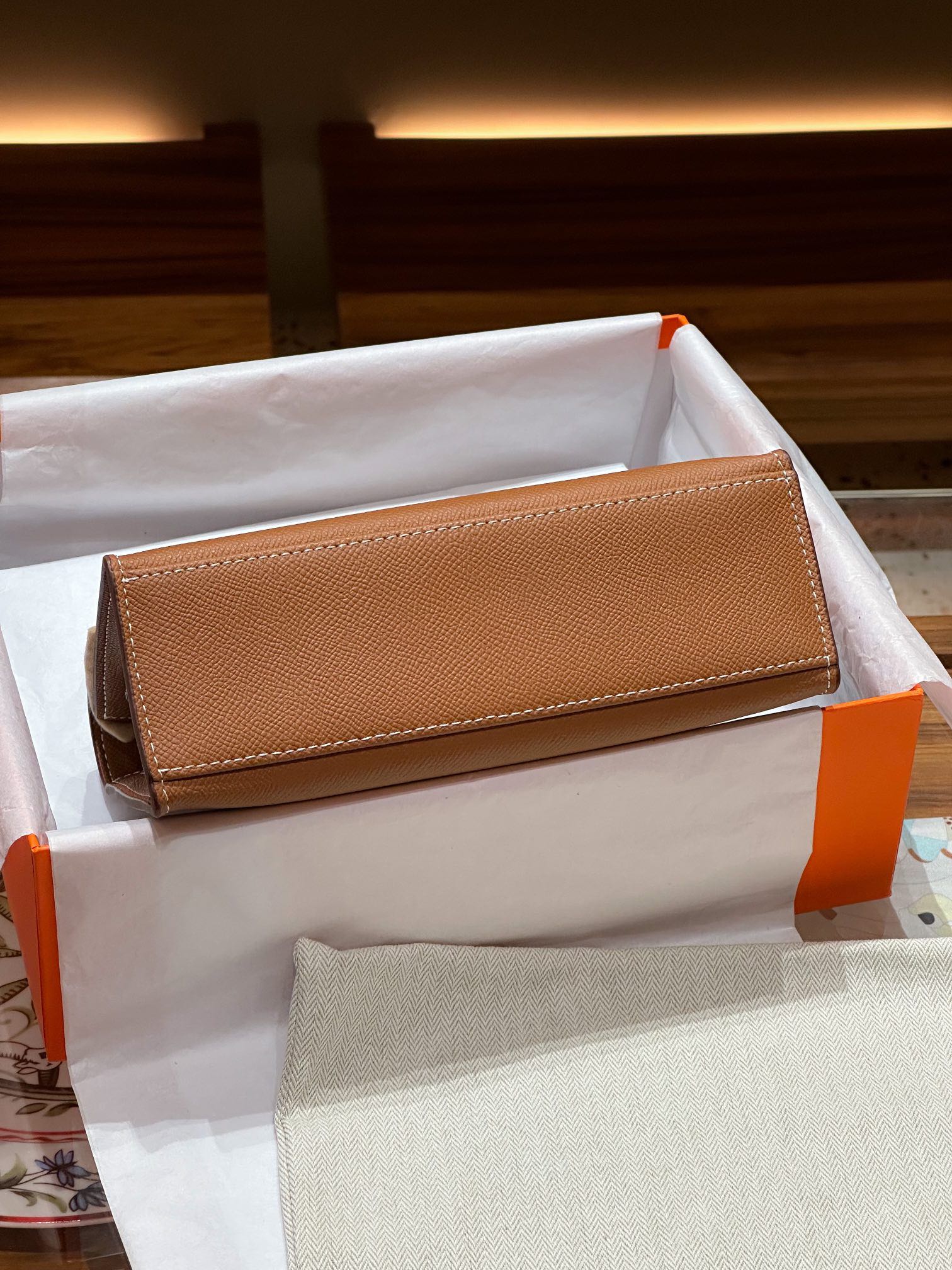 hermes-kelly-mini-1st-kelly-pochette-generation-epsom-palm-leather-golden-brown thumbnail 8