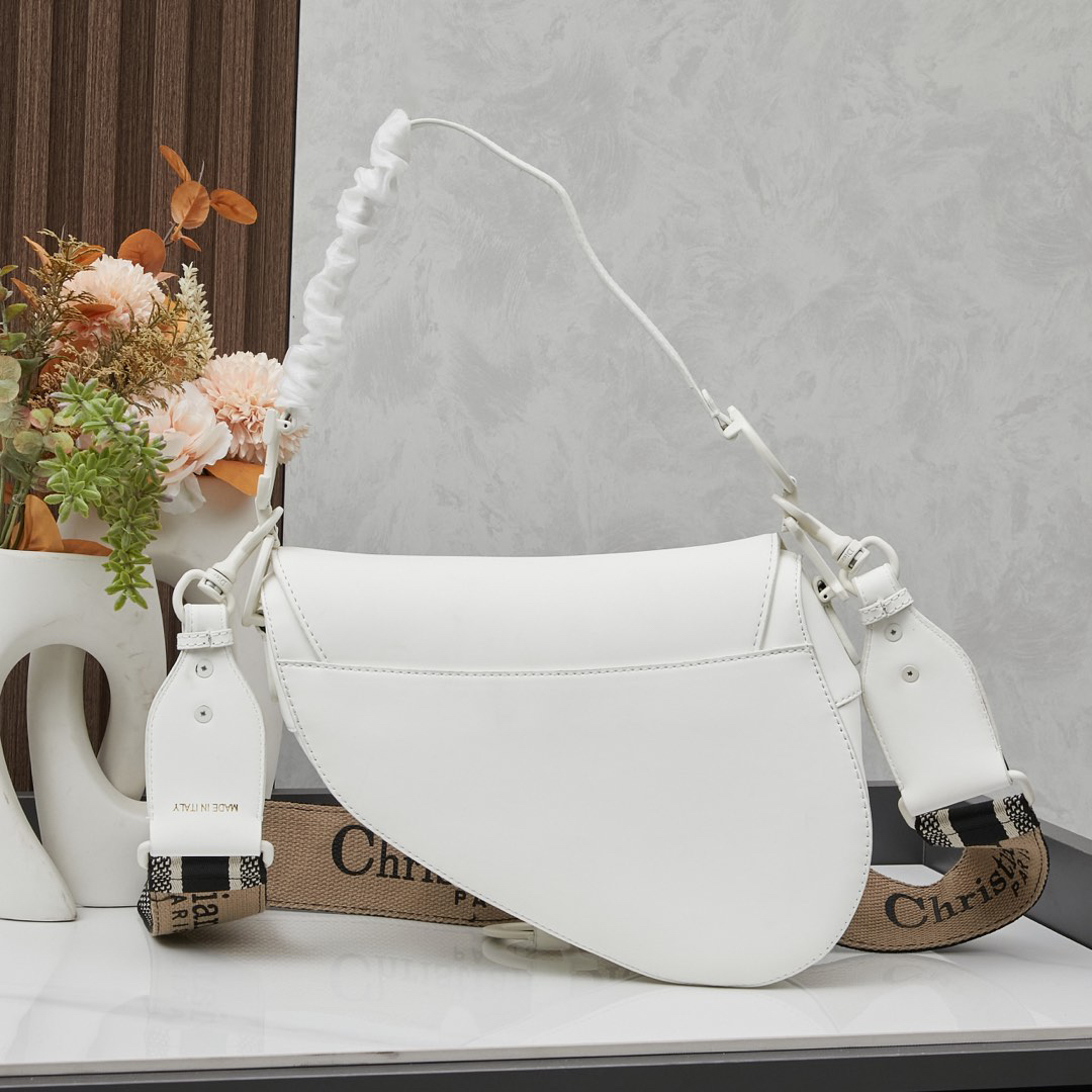 dior-womens-bag-saddle-bag thumbnail 4