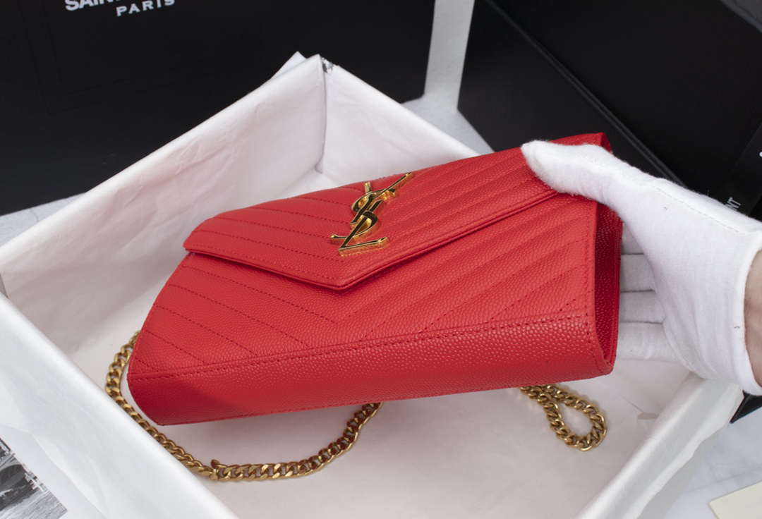 saint-laurent-ysl-cassandre-envelope-red thumbnail 4