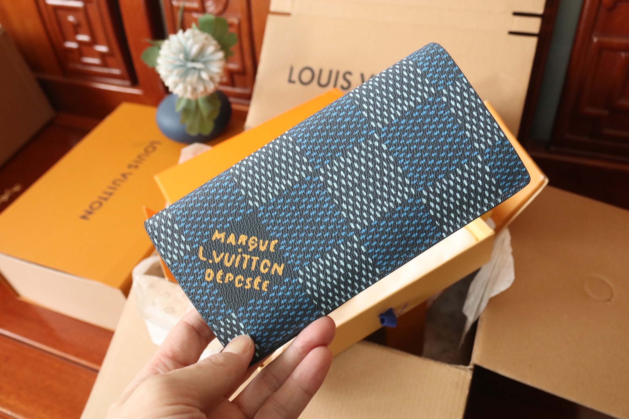 louis-vuitton-pocket-organizer-damier-heritage-blue thumbnail 5