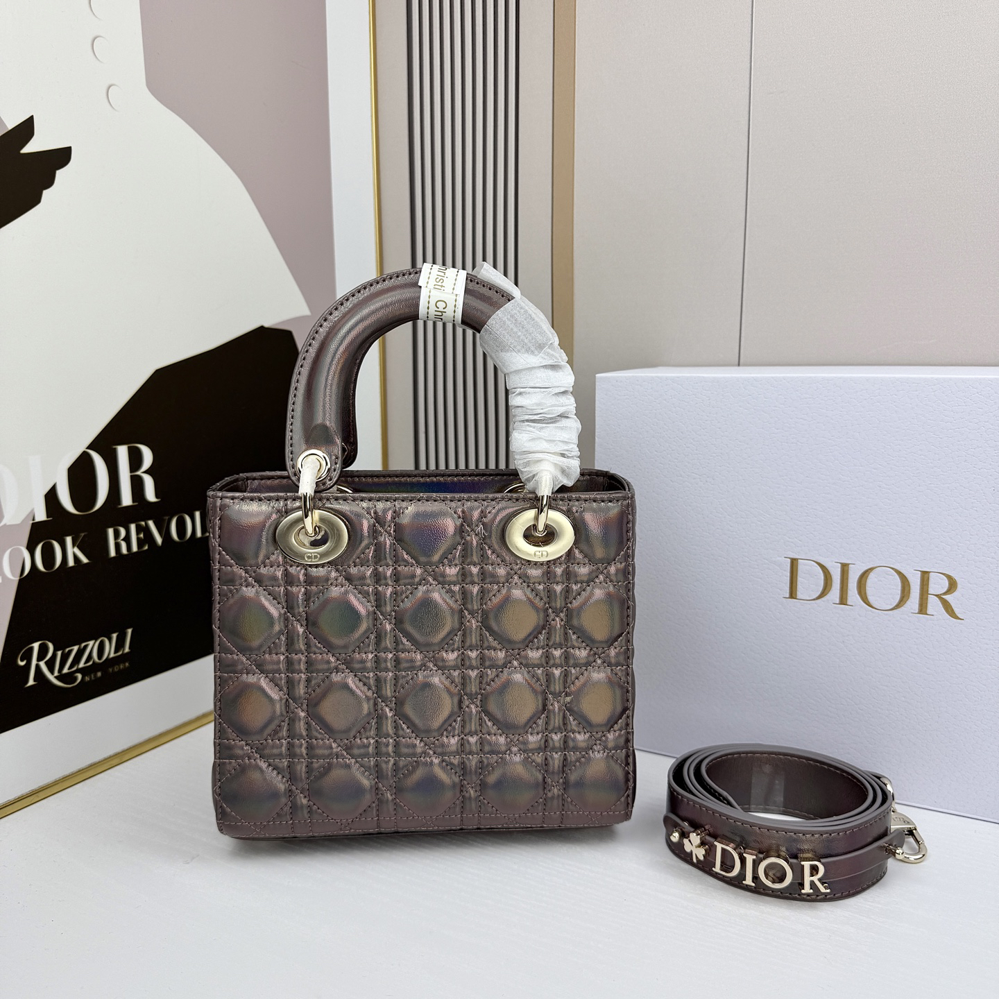 dior-small-lady-dior-bag-cannage-calfskin thumbnail 3