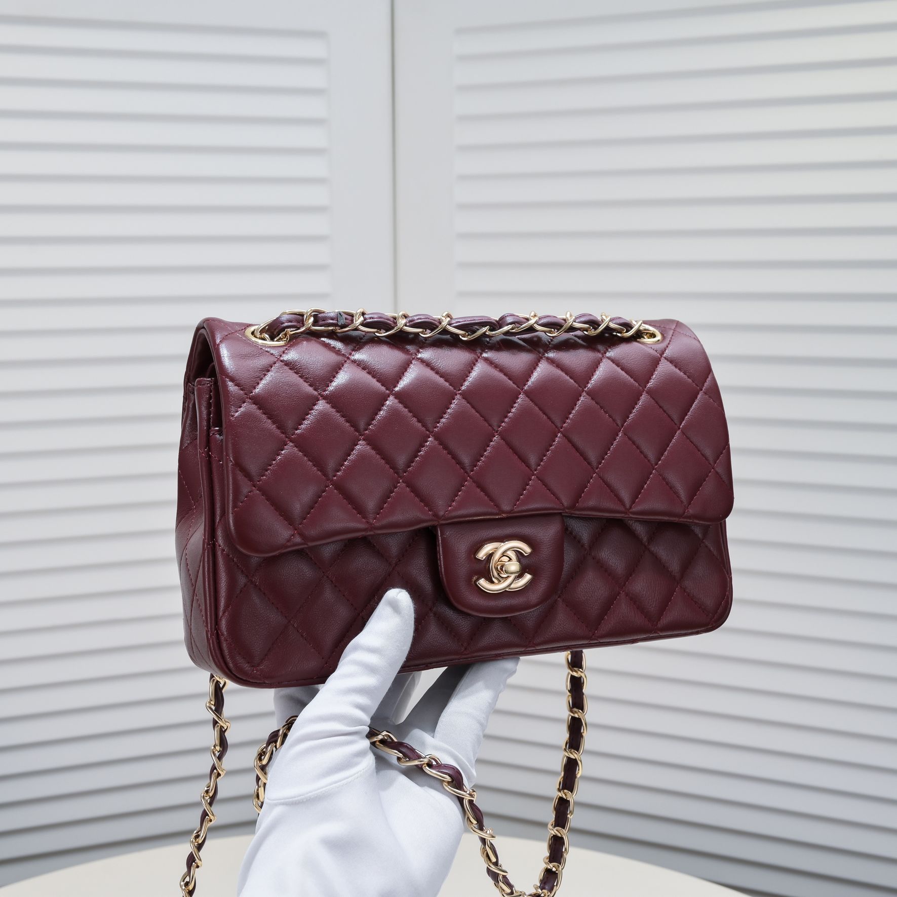 chanel-classic-double-flap-dark-red-golden-hardware thumbnail 8