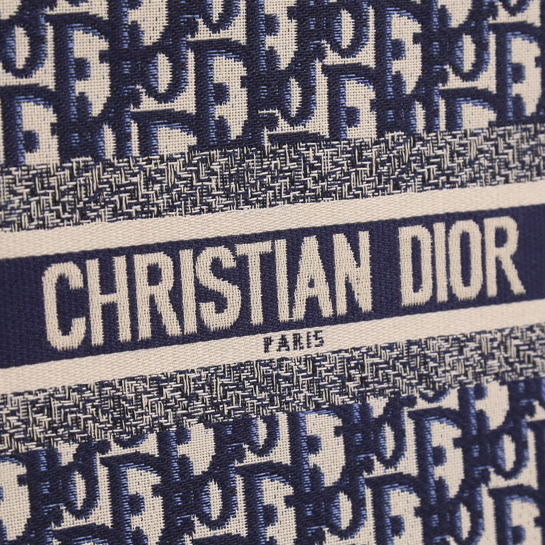 dior-book-blue-tote-small-bag thumbnail 10