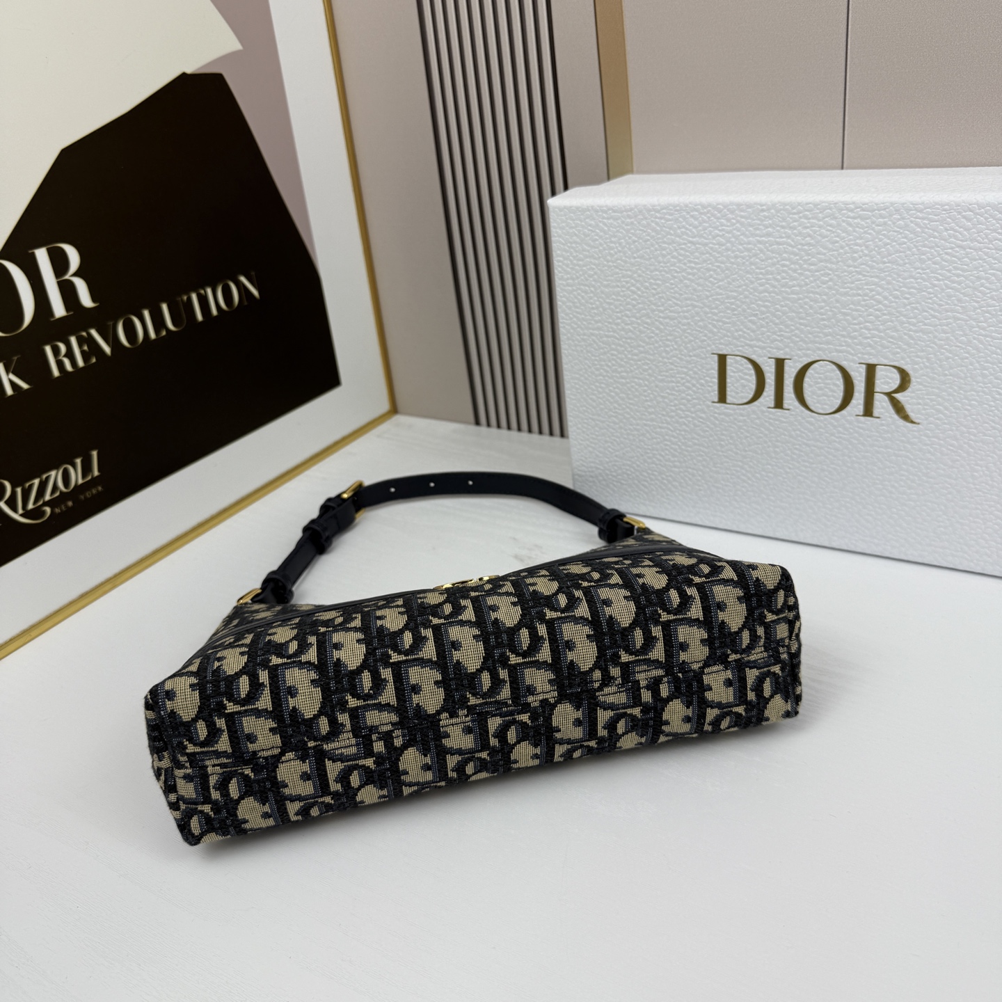 dior-30-montaigne-cigale-mini-bag thumbnail 6