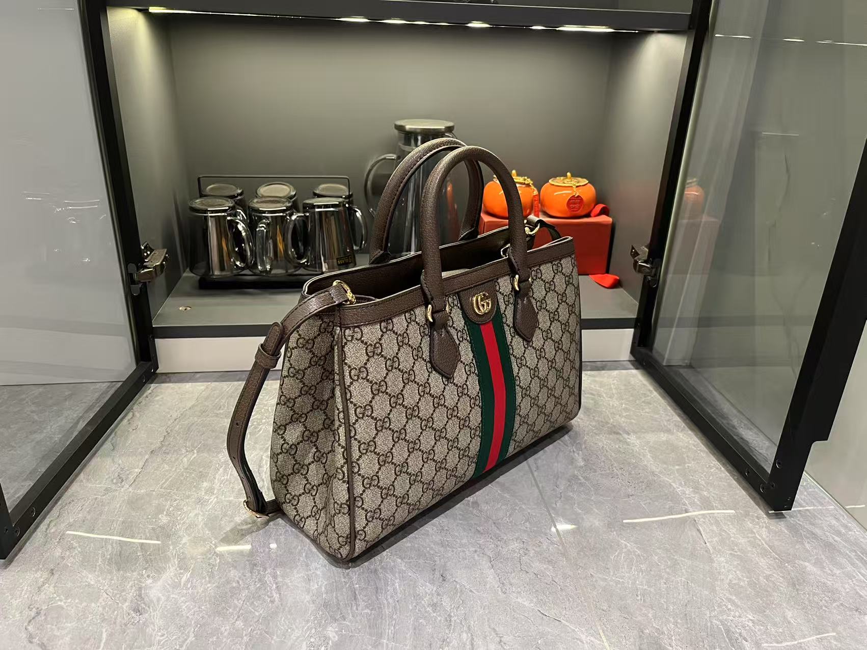 gucci-ophidia-tote-bag-medium-size-gg-monogram-coated-fabric-beige-and-dark-brown thumbnail 3