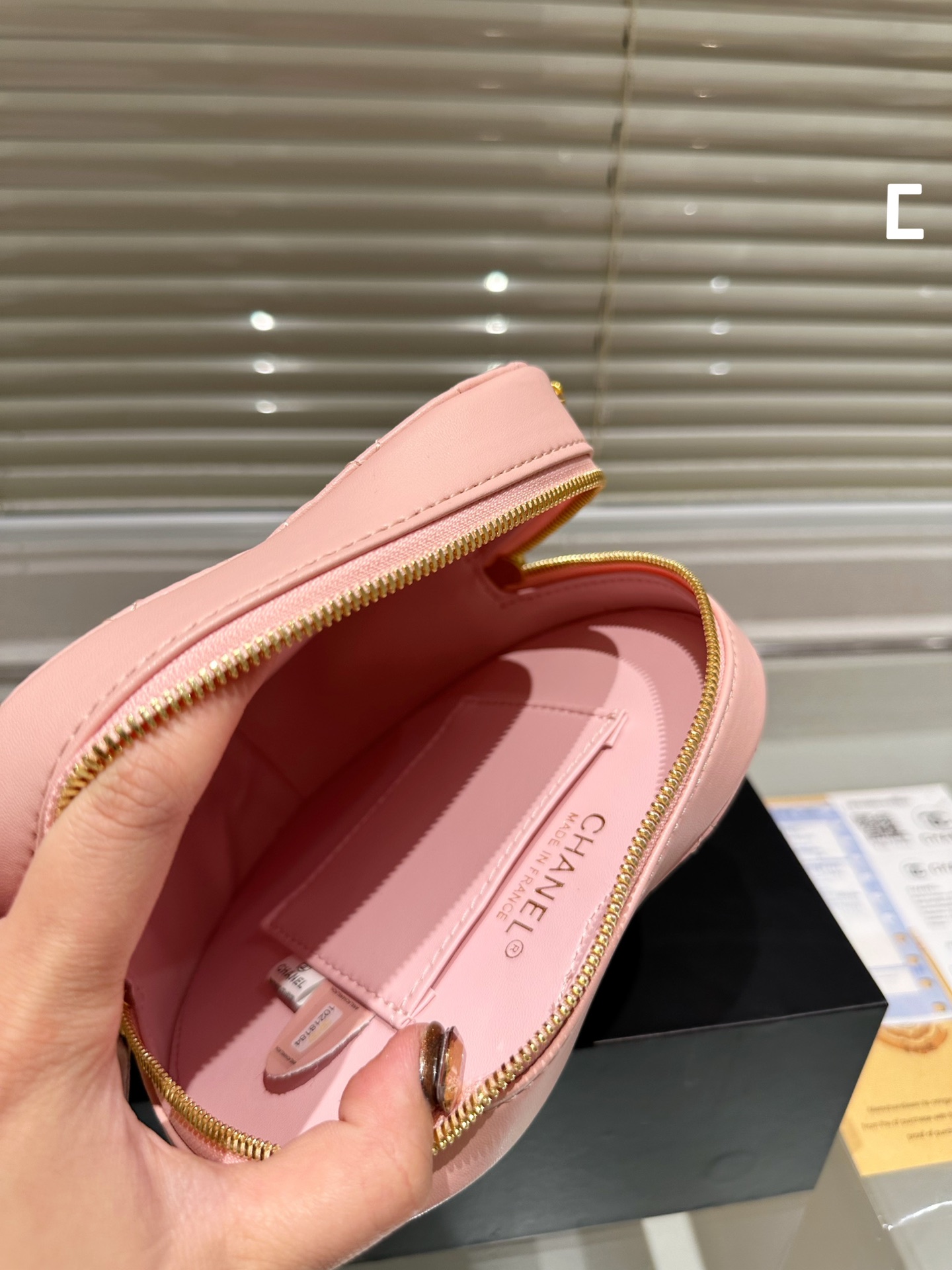 chanel-lambskin-heart-bag-pink-bag thumbnail 9