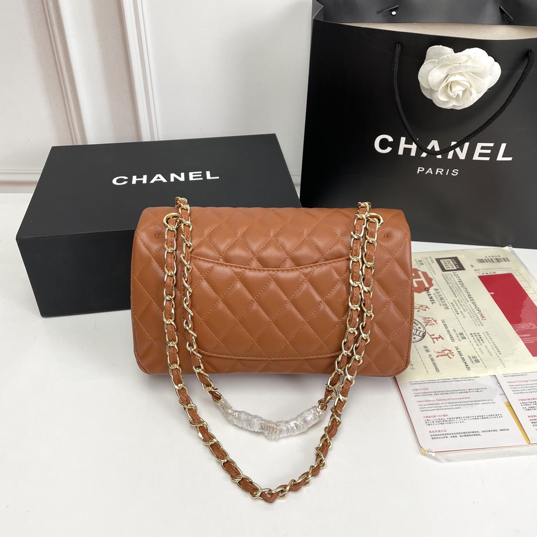 chanel-classic-flap-caramel-gold-hardware thumbnail 5