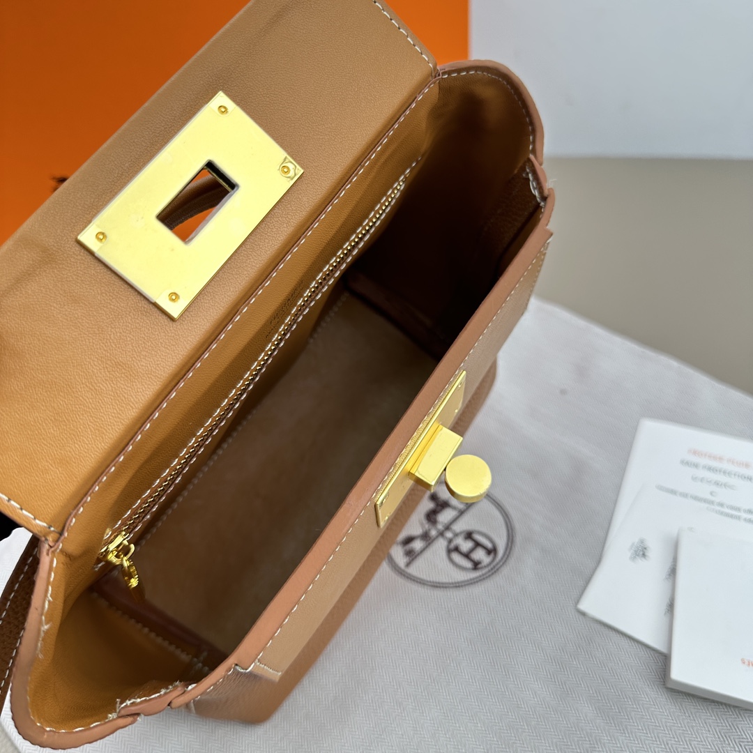 hermes-2424-togo-mini-gold-evercolor-gold-hardware thumbnail 9