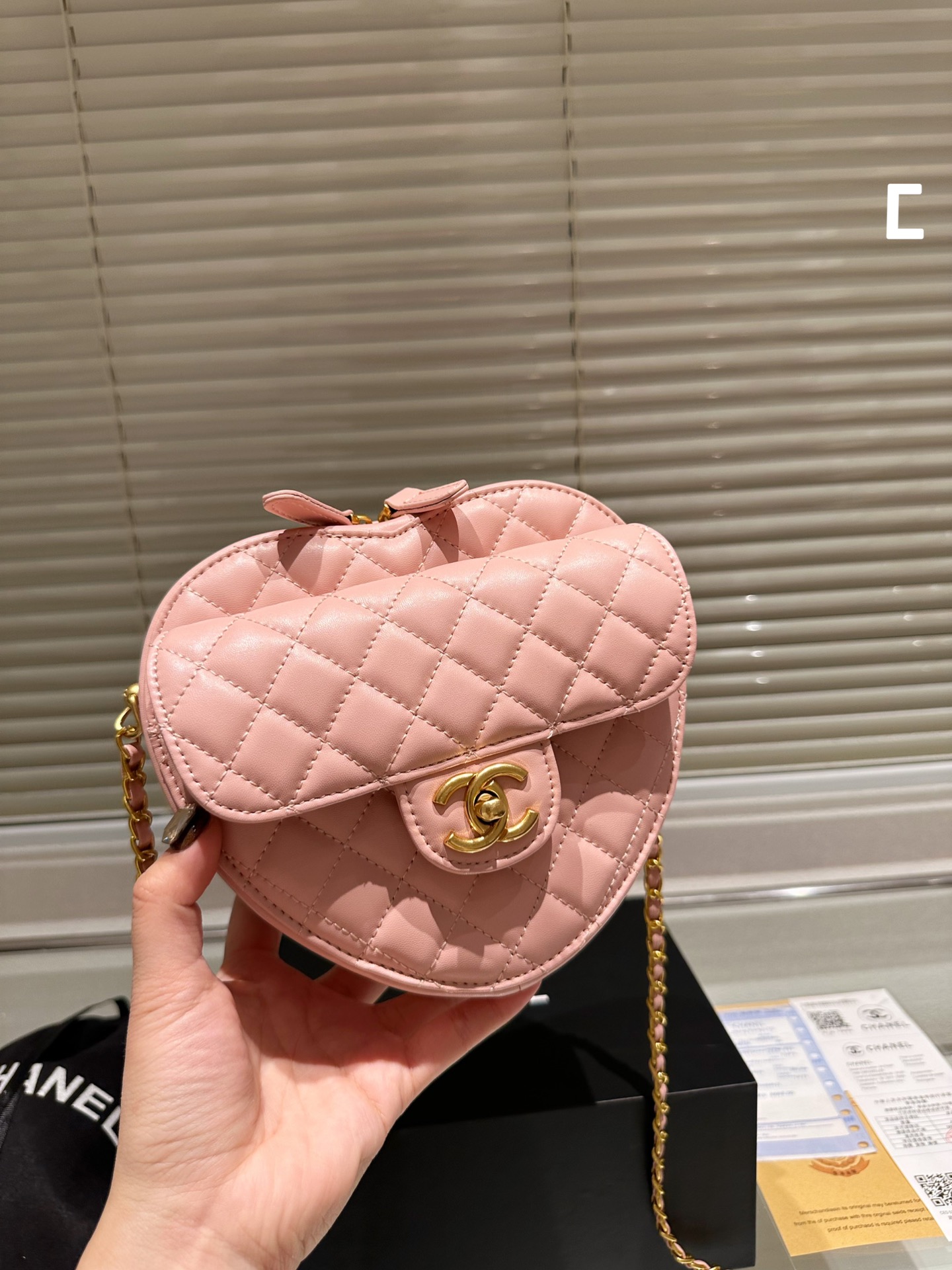 chanel-lambskin-heart-bag-pink-bag thumbnail 4