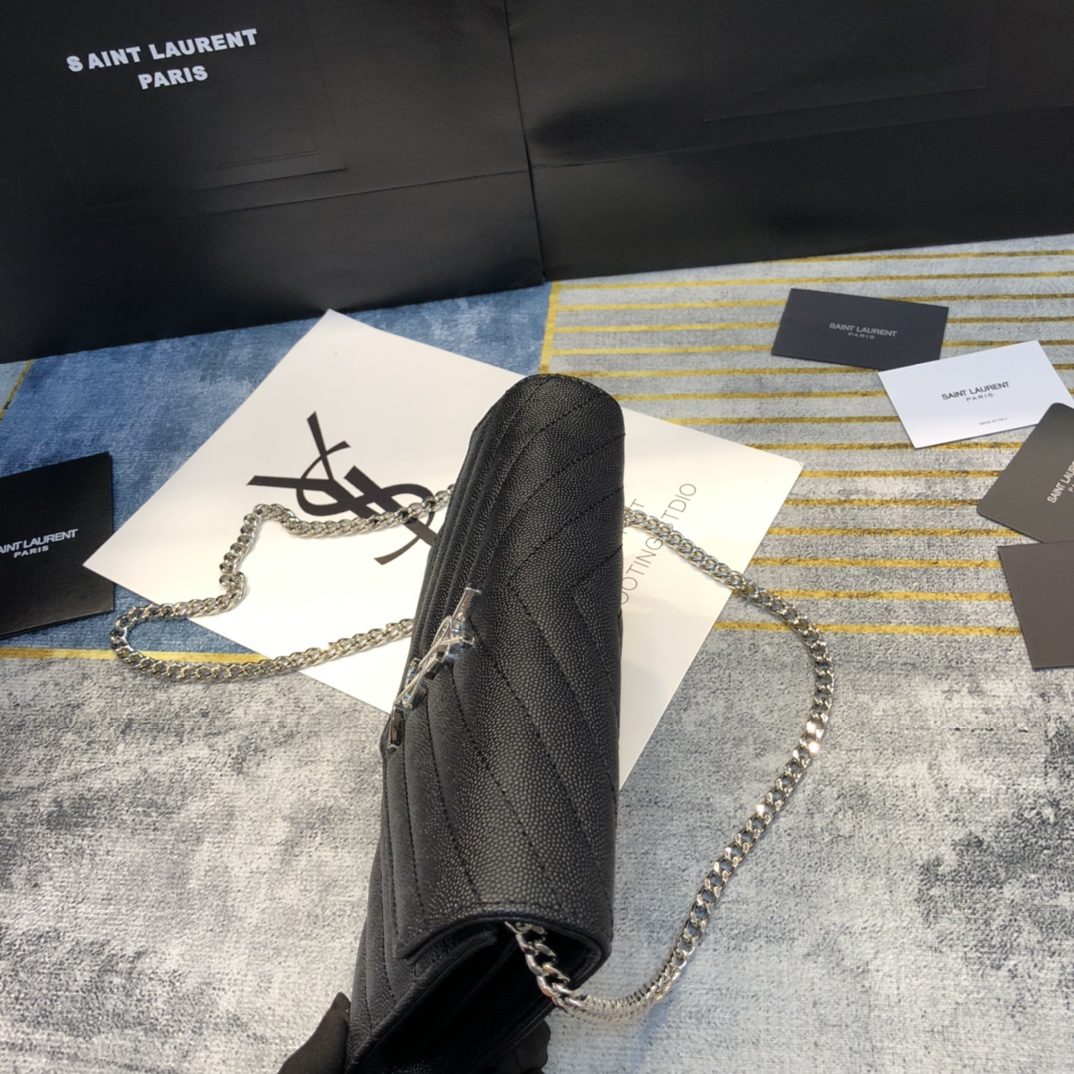 saint-laurent-ysl-cassandre-envelope-black-silver-metal thumbnail 5