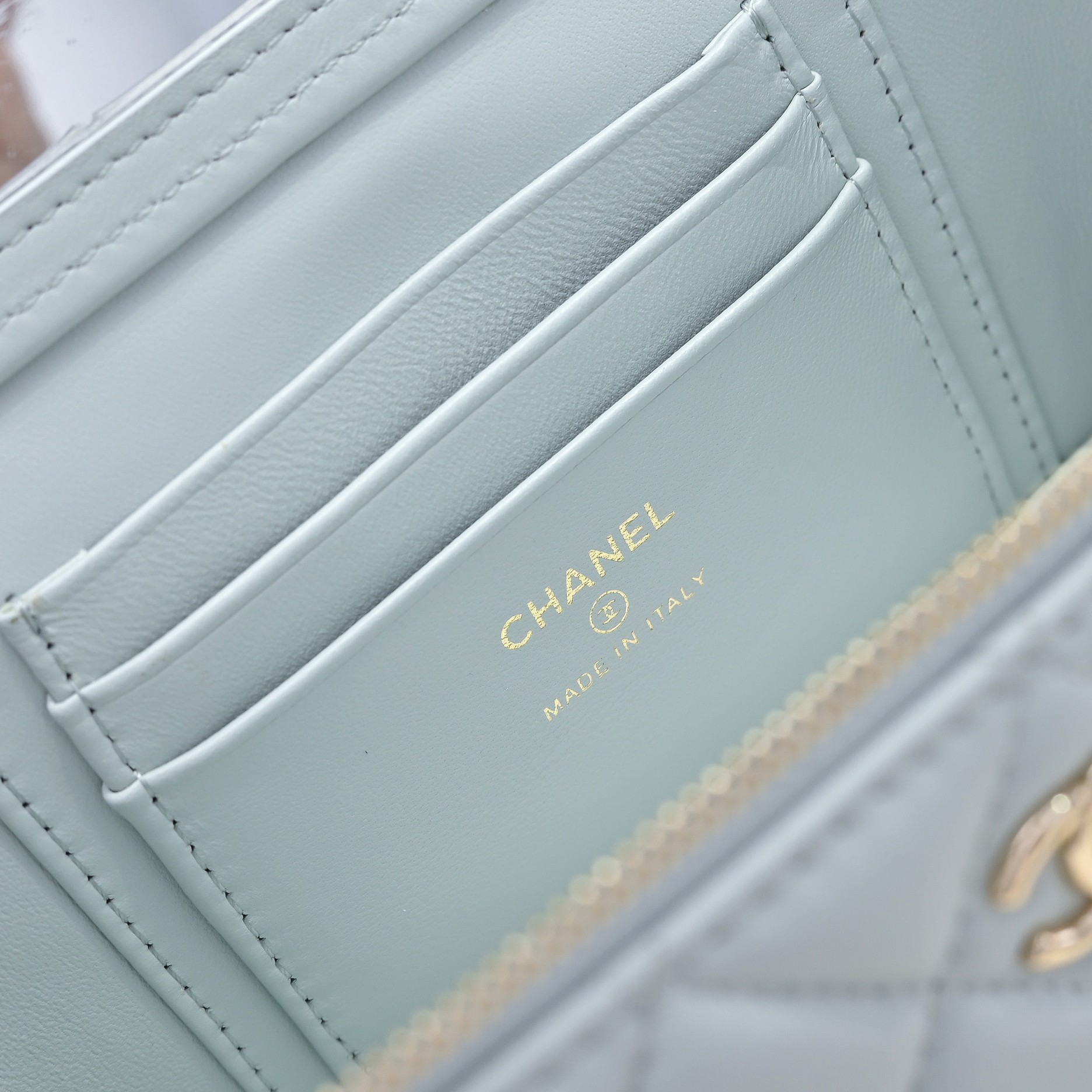 chanel-vanity-cosmetic-top-handle-bag-light-blue thumbnail 9
