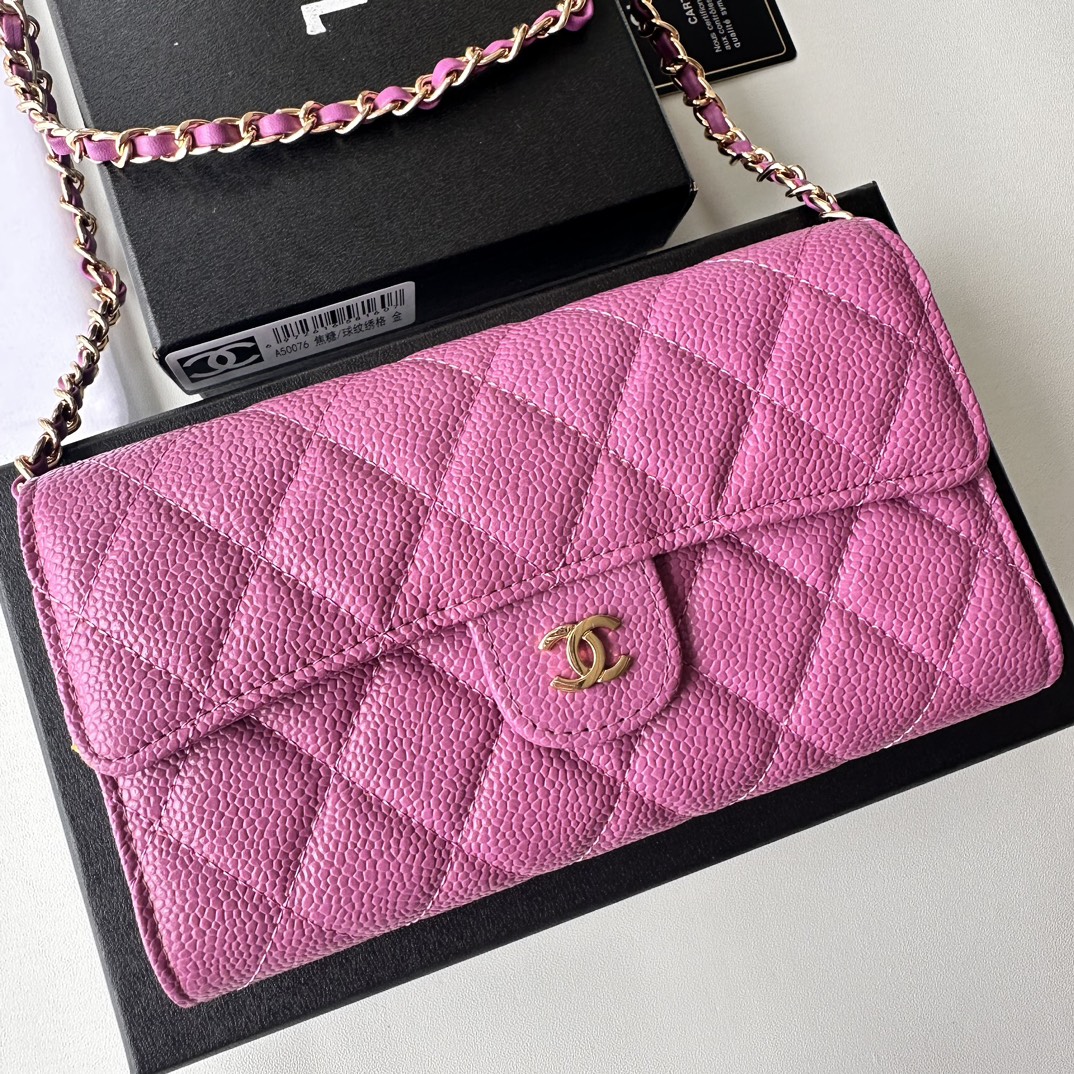 chanel-23-wallet-on-chain-pink-bag thumbnail 11