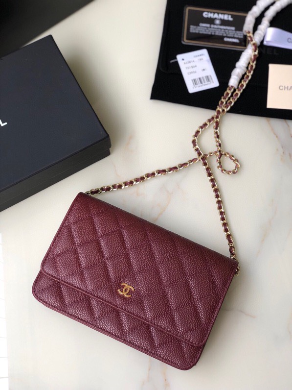 chanel-caviar-quilted-wallet-on-chain-woc-burgundy-bag thumbnail 2