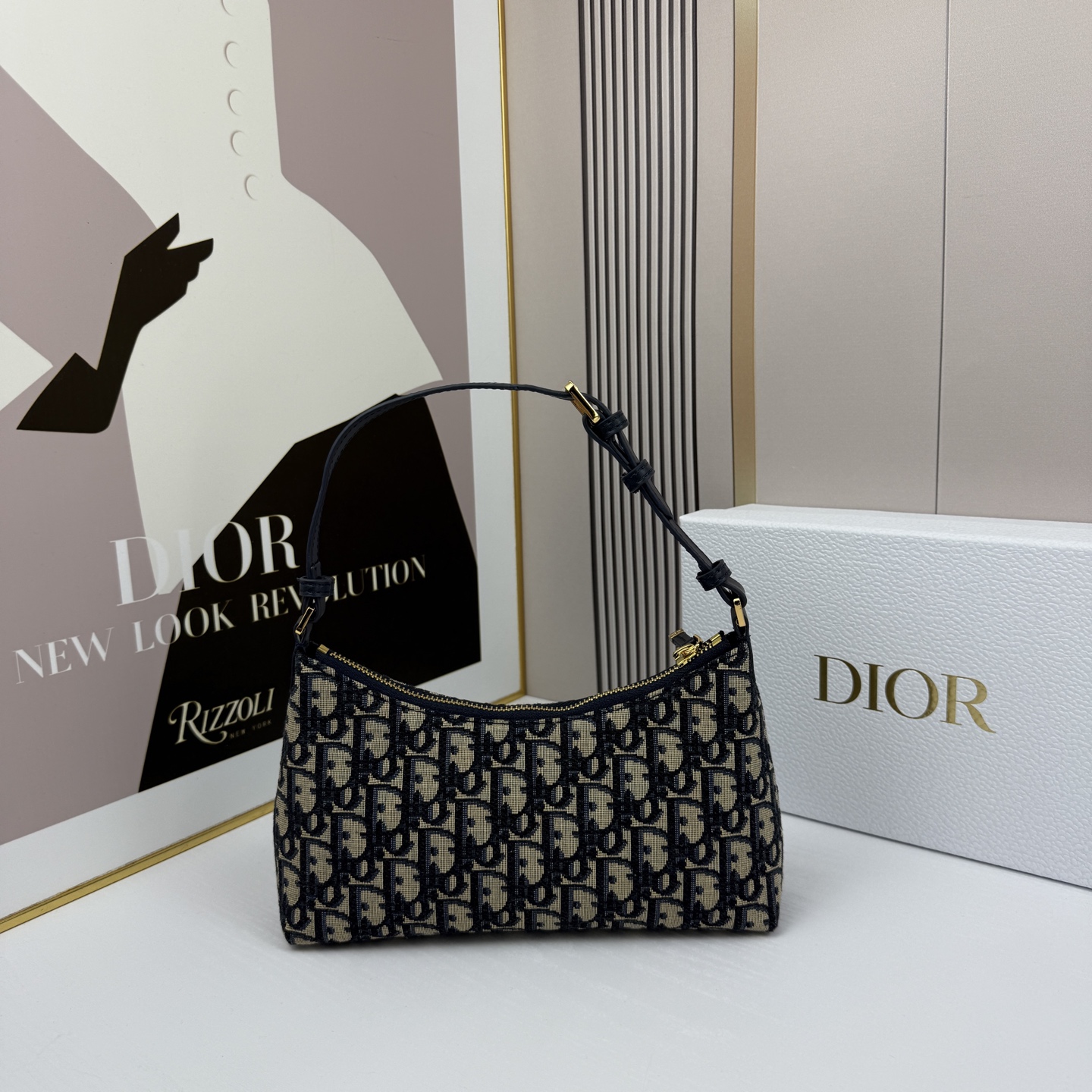 dior-30-montaigne-cigale-mini-bag thumbnail 7