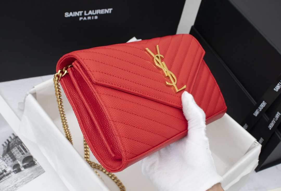 saint-laurent-ysl-cassandre-envelope-red thumbnail 3