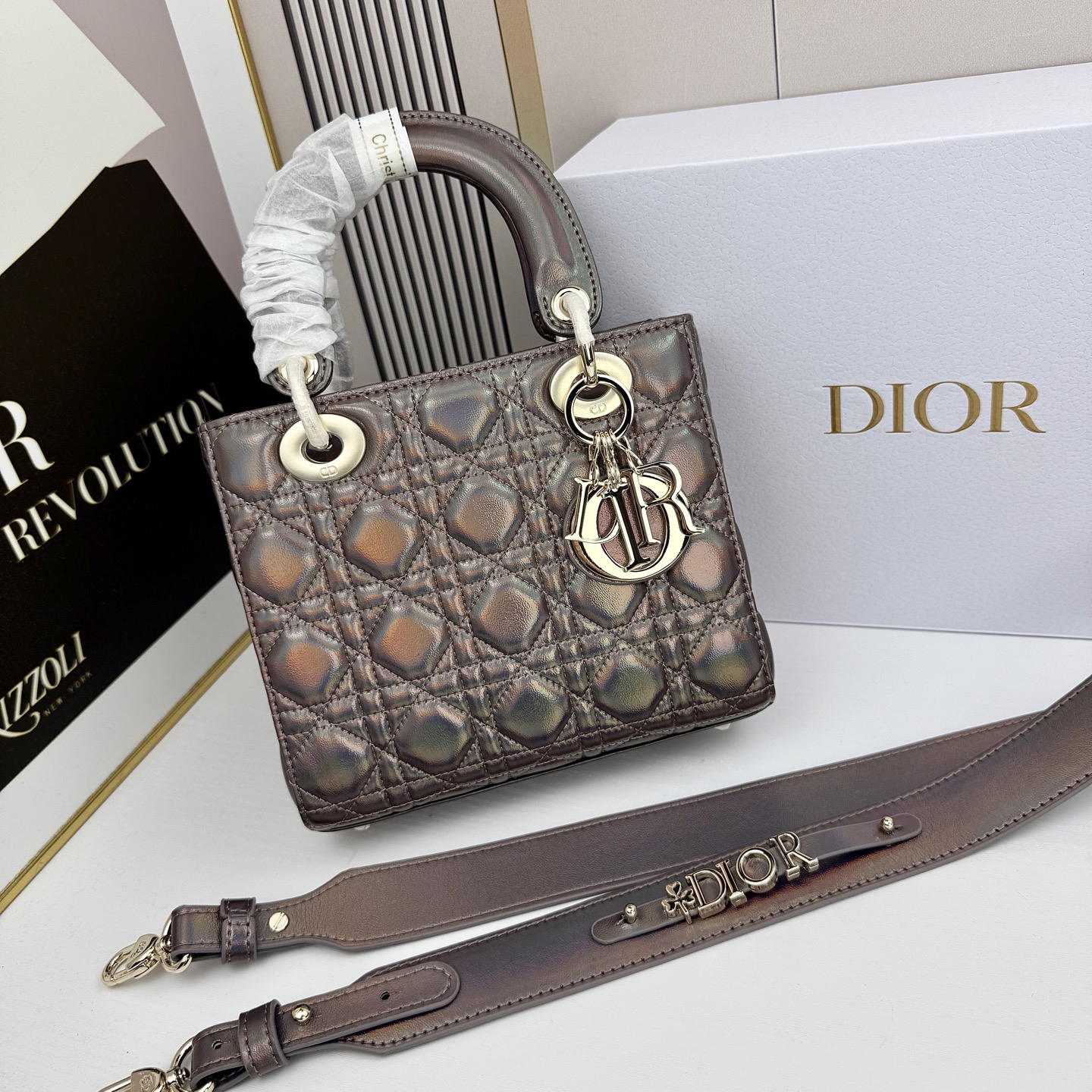 dior-small-lady-dior-bag-cannage-calfskin thumbnail 2