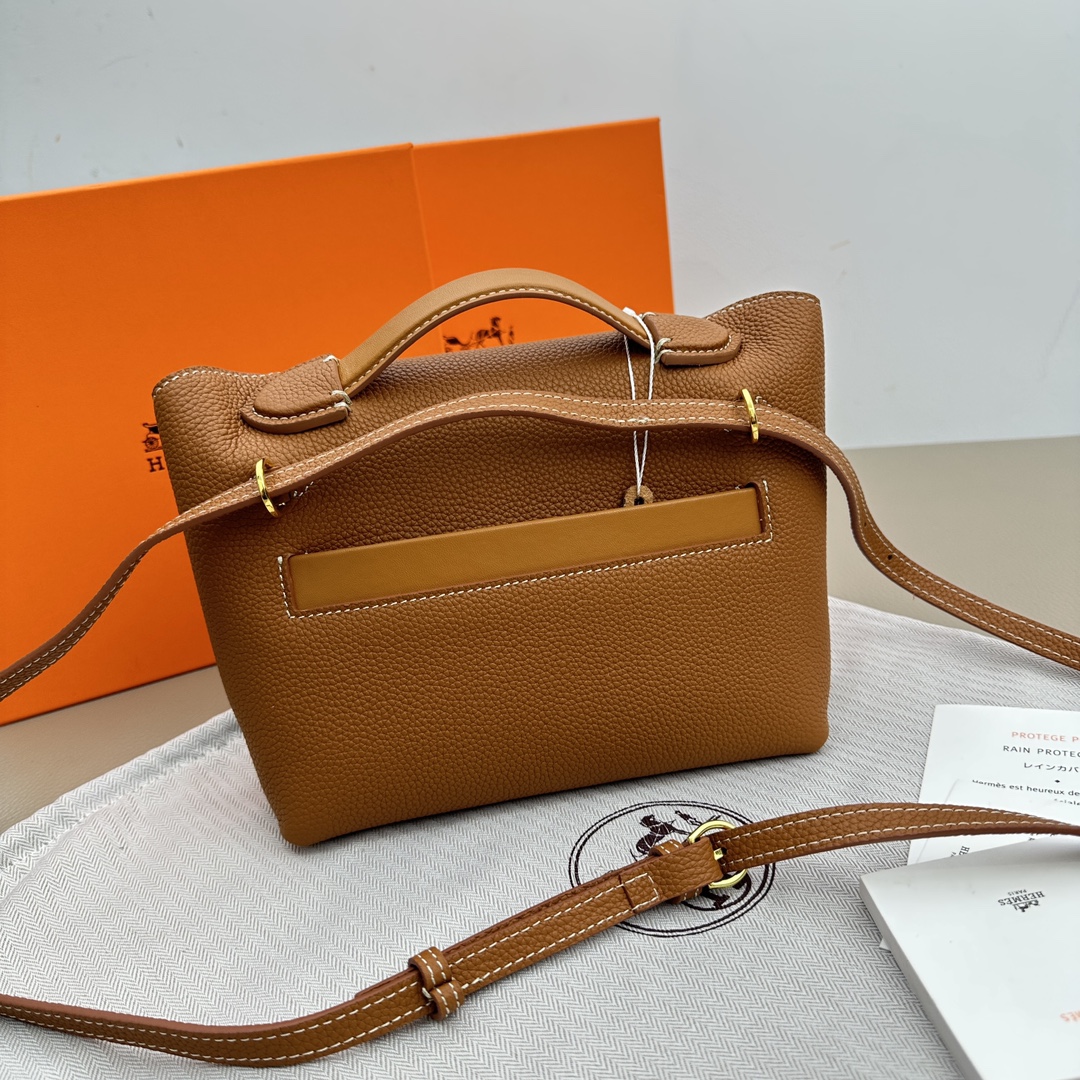 hermes-2424-togo-mini-gold-evercolor-gold-hardware thumbnail 5