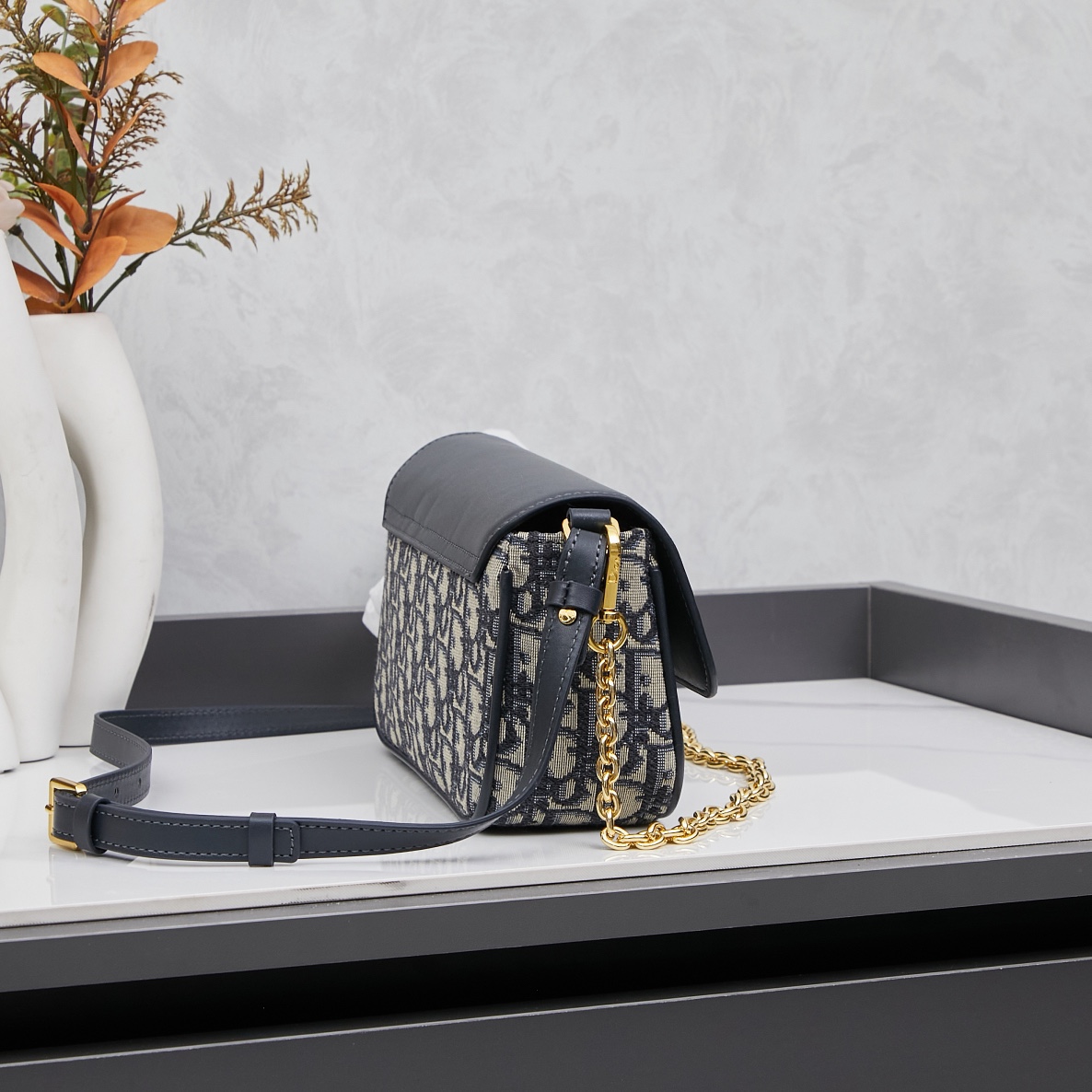 dior-saddle-blue-chain-pouch-bag thumbnail 5
