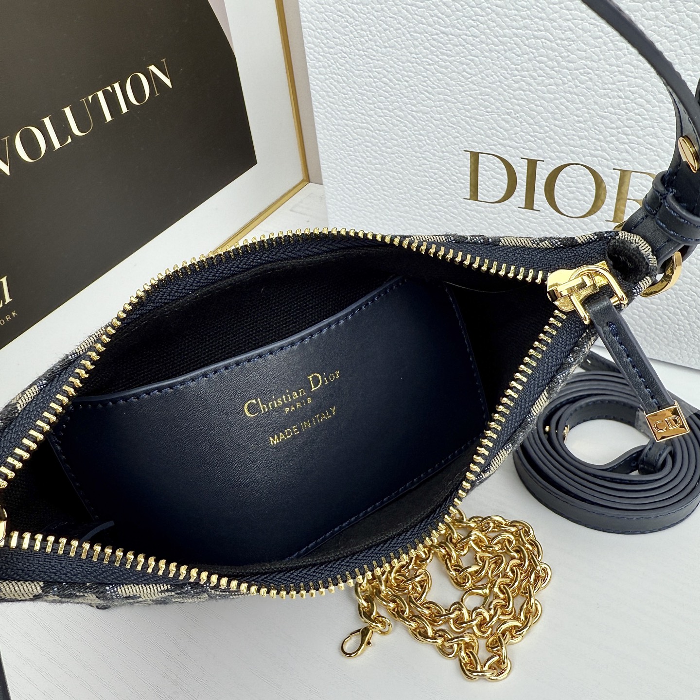 dior-30-montaigne-diorling-mini-bag-with-chain thumbnail 9