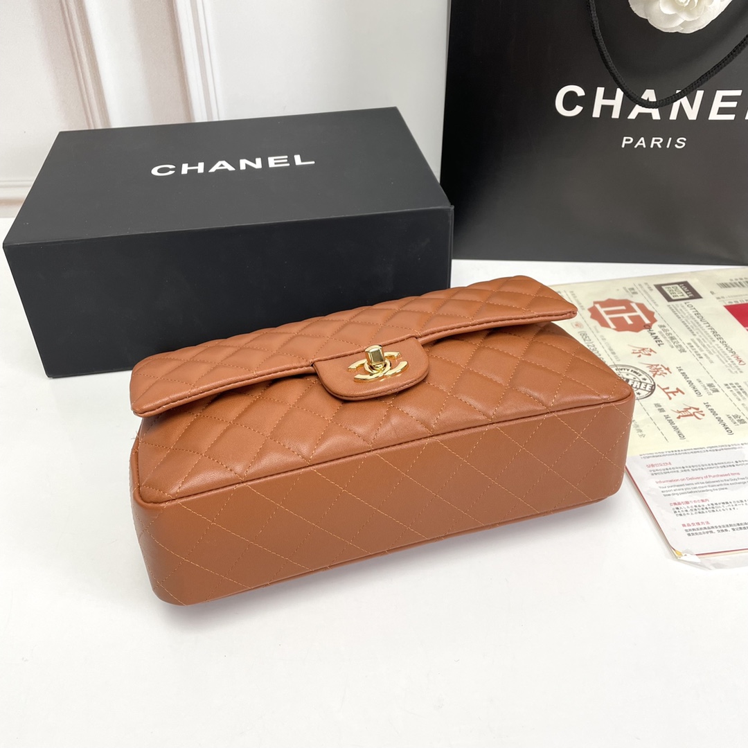 chanel-classic-flap-caramel-gold-hardware thumbnail 4