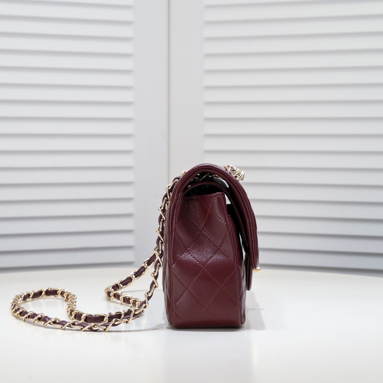 chanel-classic-double-flap-dark-red-golden-hardware thumbnail 7