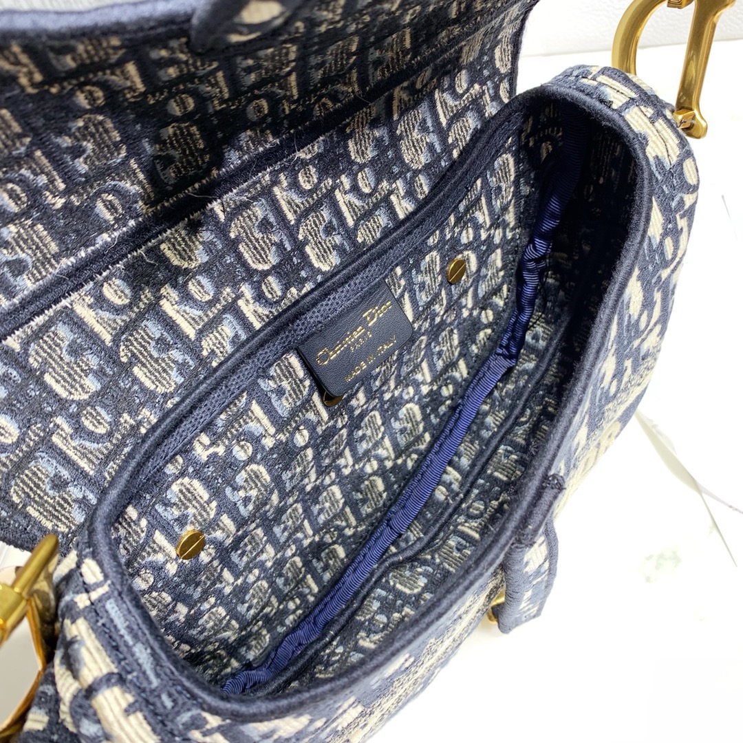 dior-saddle-bag-blue-dior-oblique-embroidered-velvet thumbnail 10