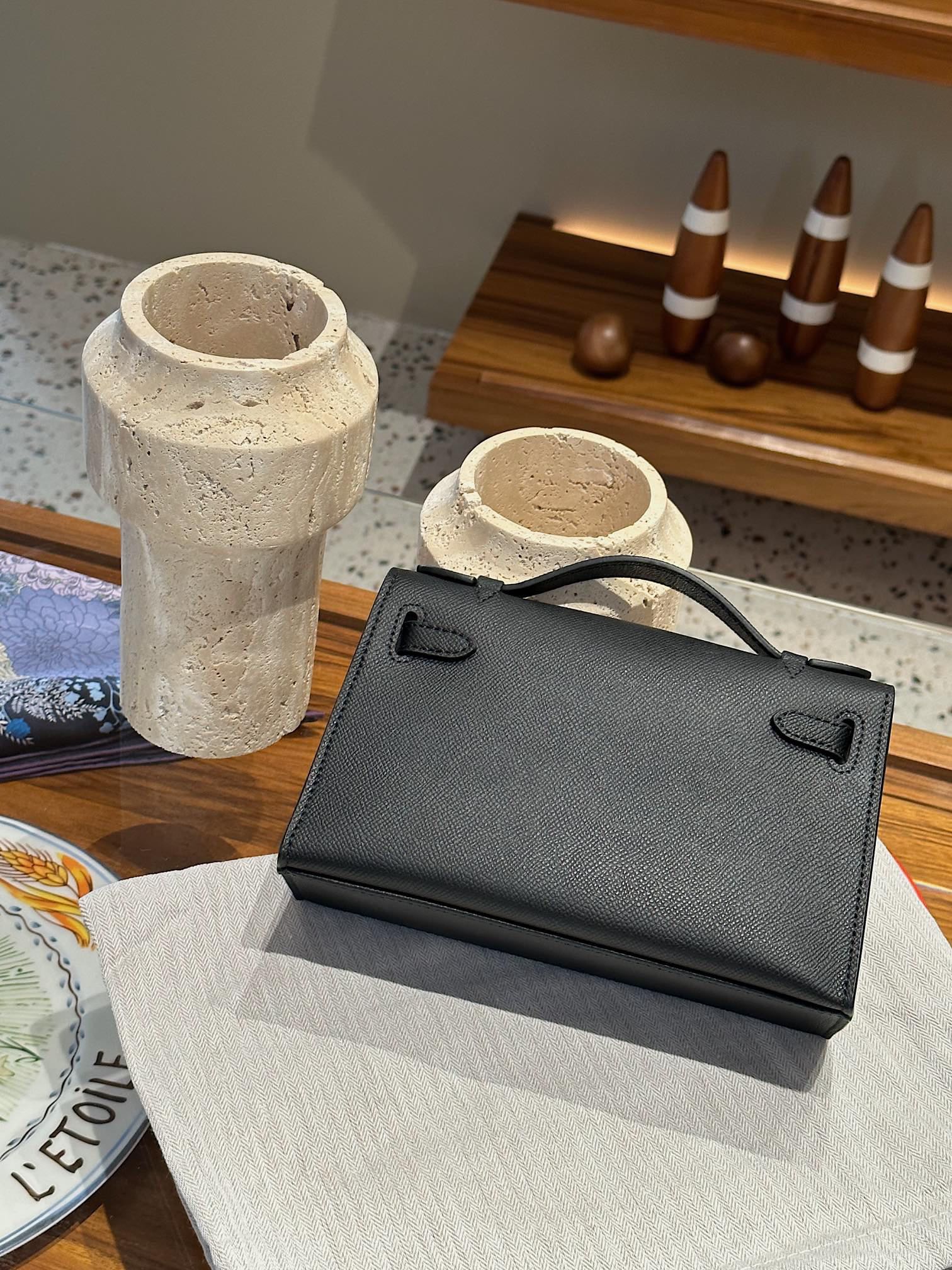 hermes-kelly-mini-1st-kelly-pochette-generation-epsom-palm-leather-black-2 thumbnail 3