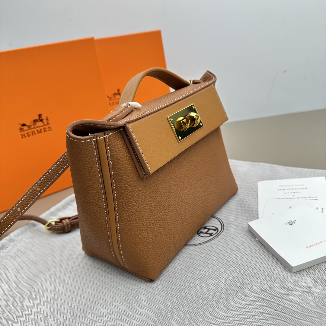 hermes-2424-togo-mini-gold-evercolor-gold-hardware thumbnail 4