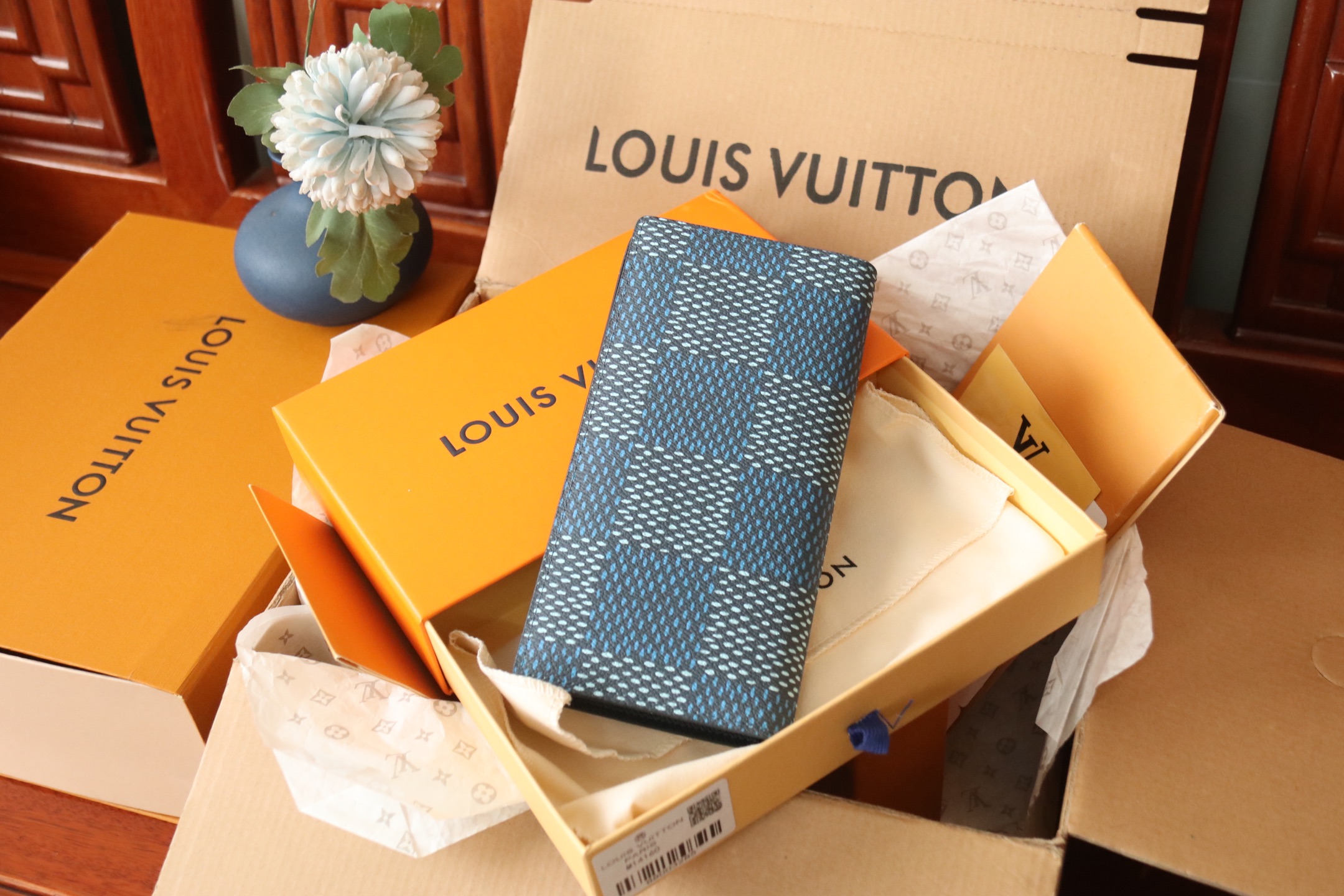 louis-vuitton-pocket-organizer-damier-heritage-blue thumbnail 3
