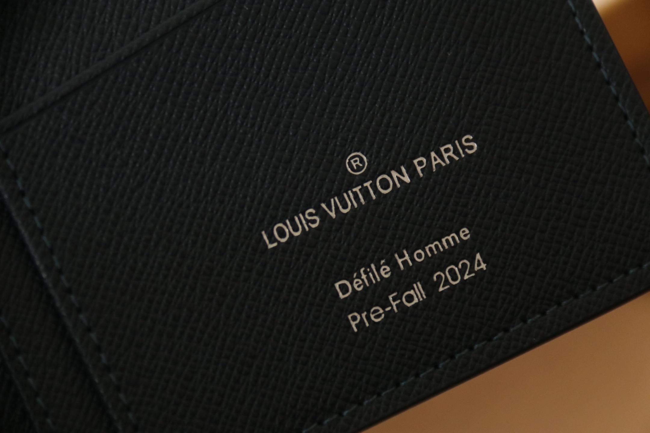 louis-vuitton-pocket-organizer-damier-heritage-blue thumbnail 11
