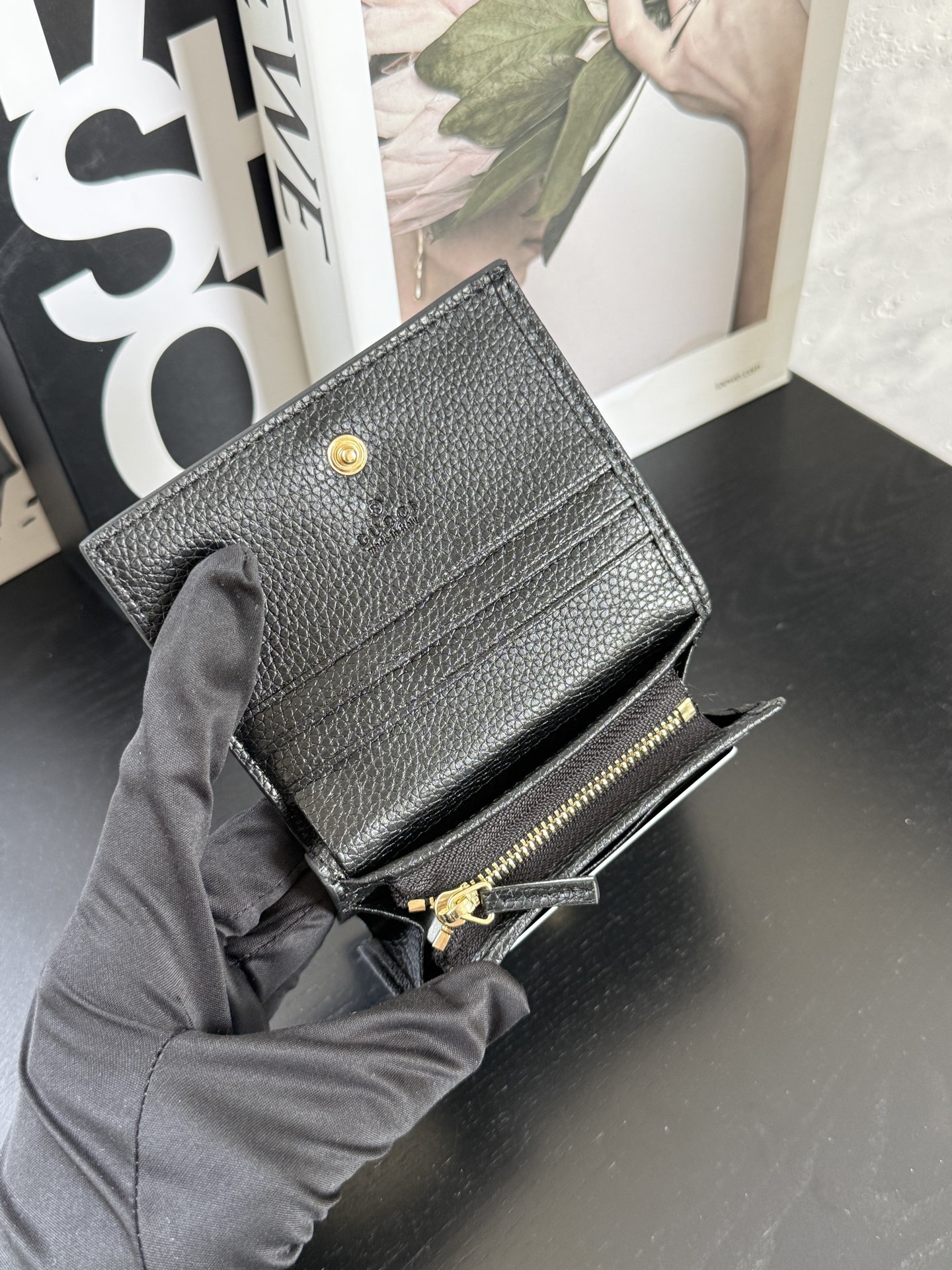 gucci-double-g-bicolor-card-case-wallet thumbnail 7