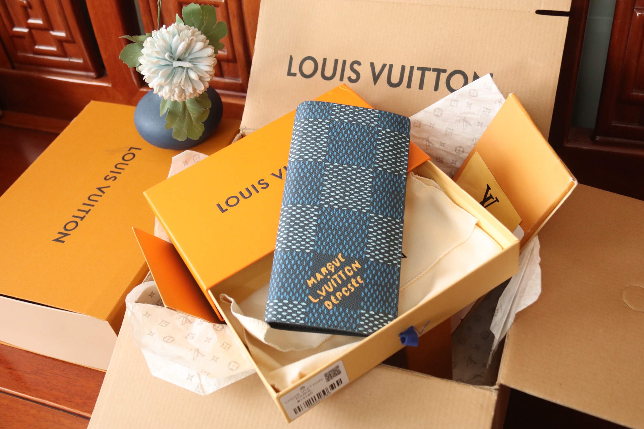 louis-vuitton-pocket-organizer-damier-heritage-blue thumbnail 2