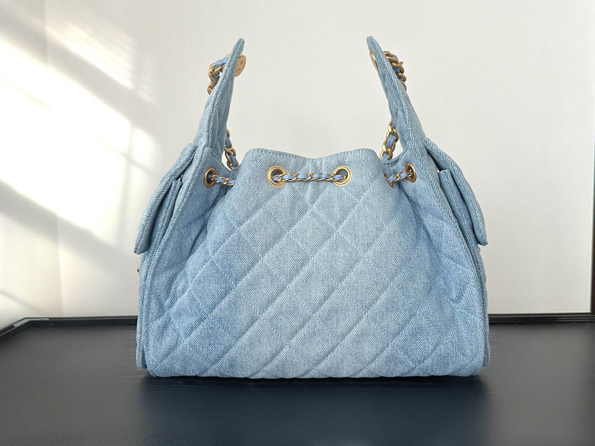 chanel-25-handbag-washed-denim-gold-tone-metal-denim thumbnail 5