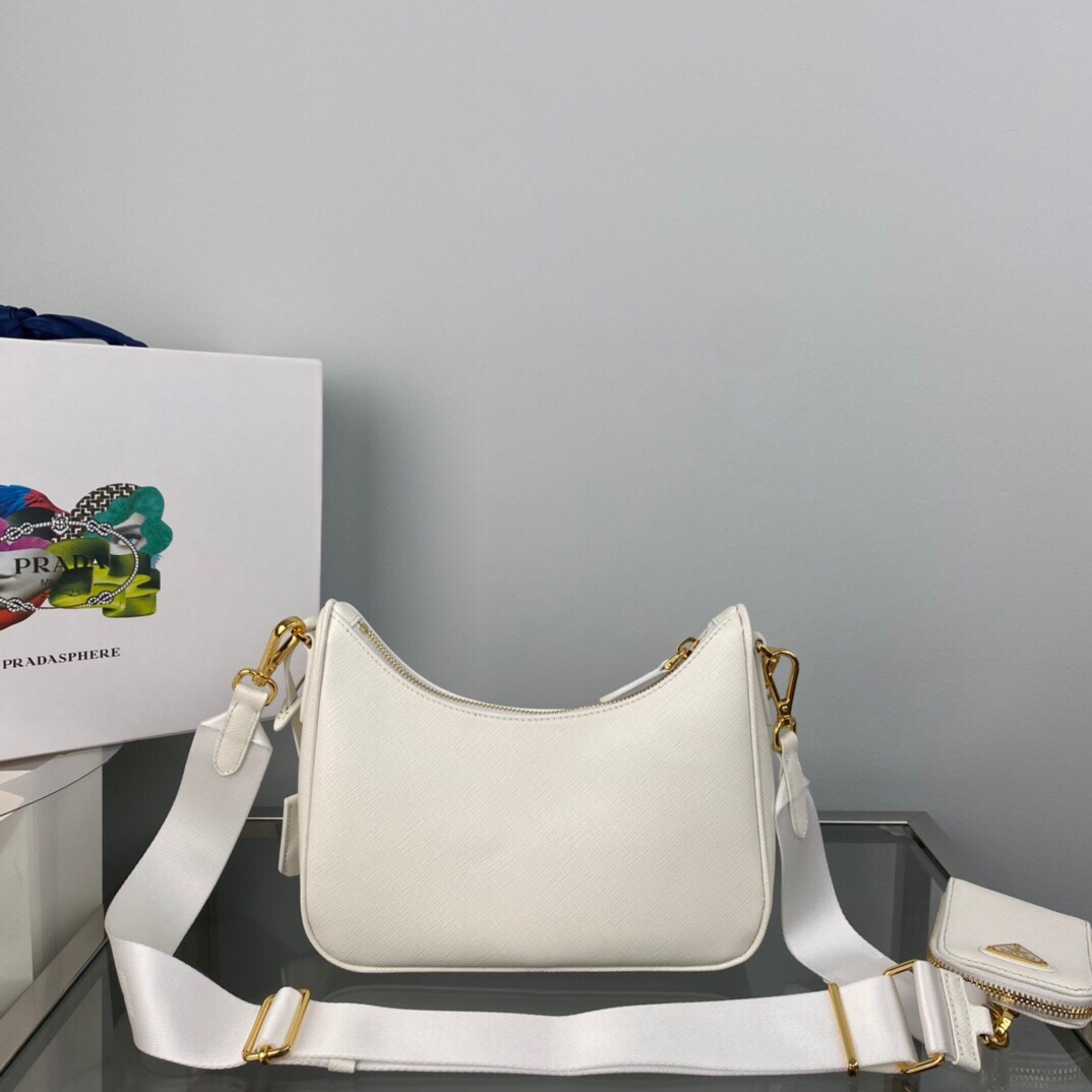 prada-re-edition-2005-saffiano-leather-bag thumbnail 5