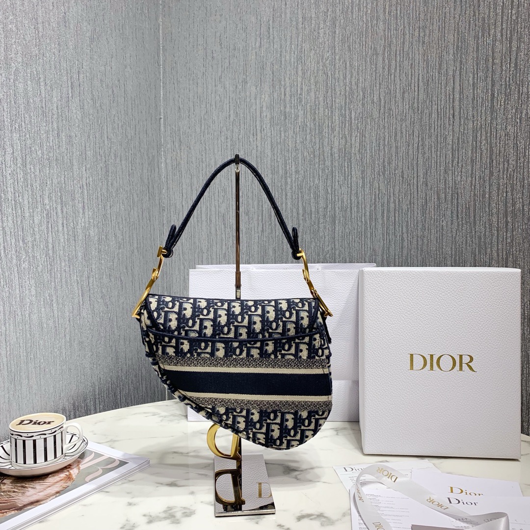 dior-saddle-bag-blue-dior-oblique-embroidered-velvet thumbnail 5