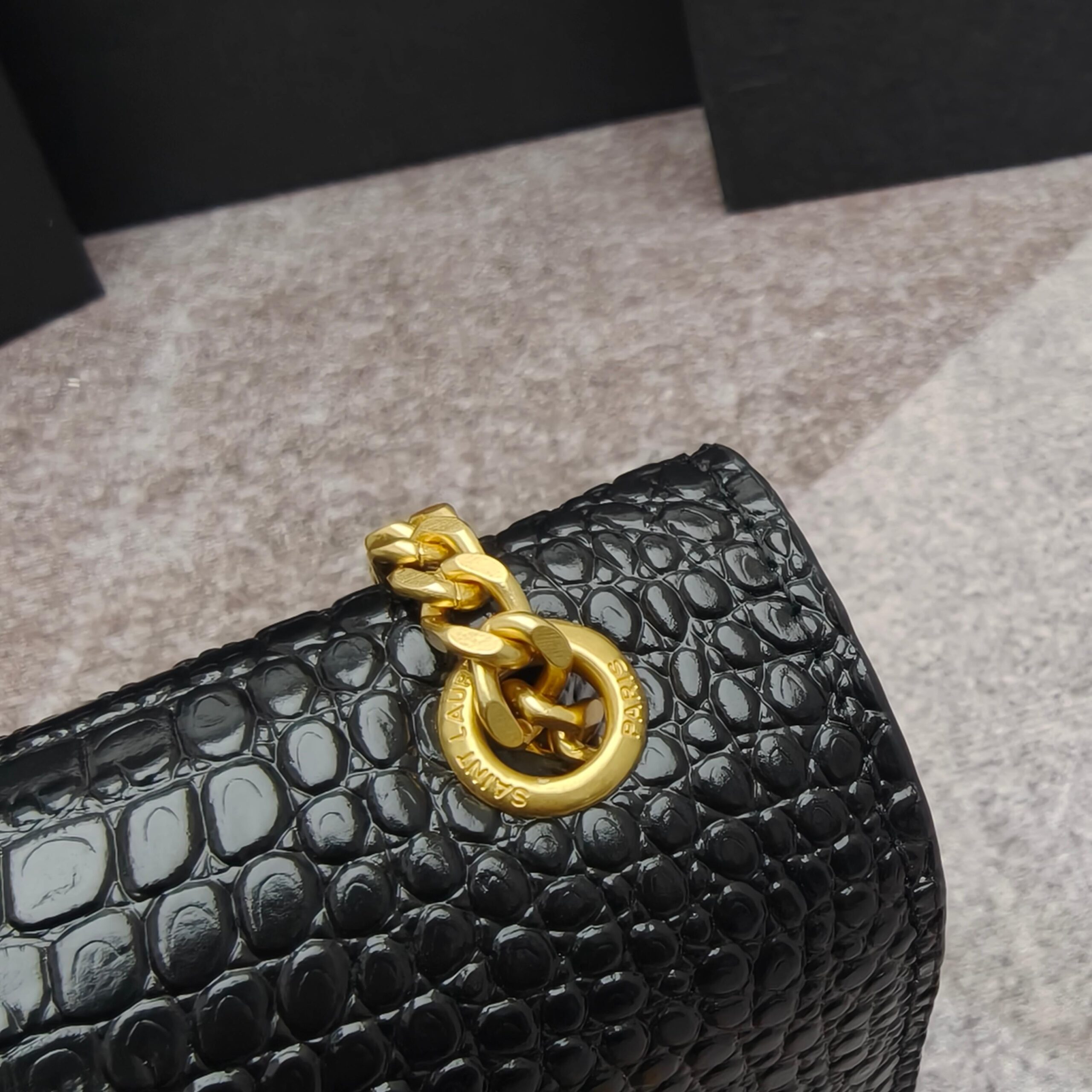 saint-laurent-ysl-kate-tassel-chain-wallet thumbnail 8