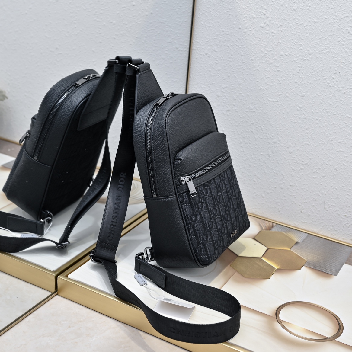 dior-rider-2-0-sling-bag-black-dior-oblique-jacquard thumbnail 3