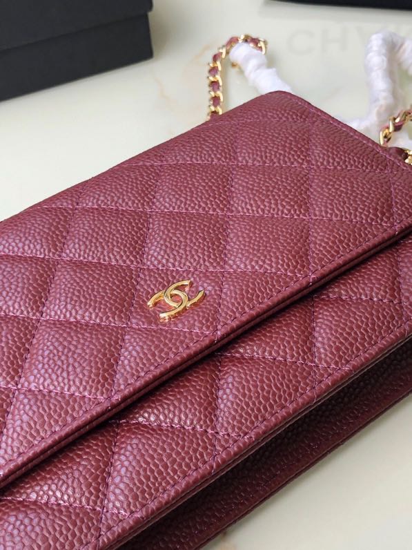 chanel-caviar-quilted-wallet-on-chain-woc-burgundy-bag thumbnail 3